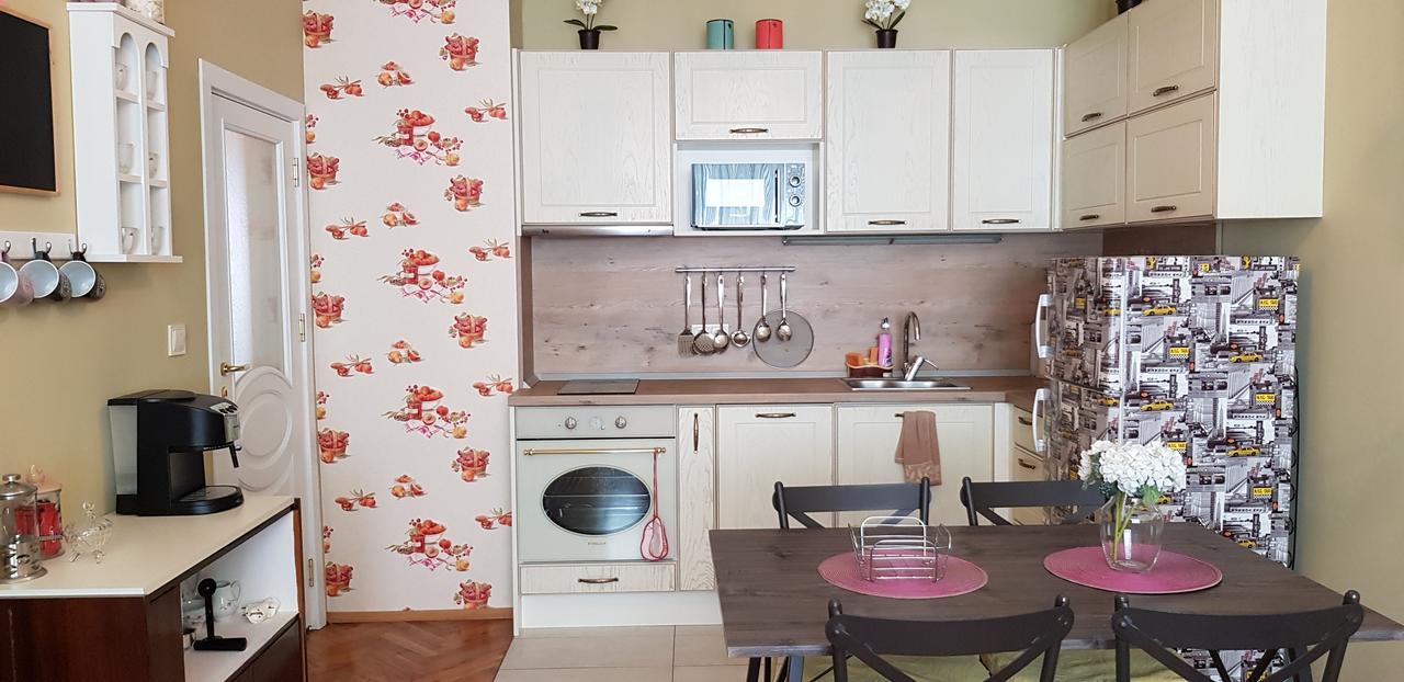 Florata Apartment Burgasz Kültér fotó
